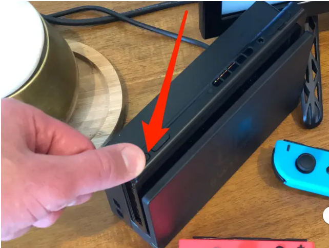 How to Fix a Nintendo Switch That Won't Turn On