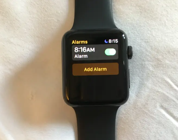 How to Set an Alarm on Apple Watch