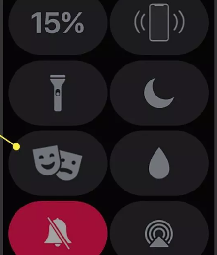 How to Turn On Theater Mode on an Apple Watch