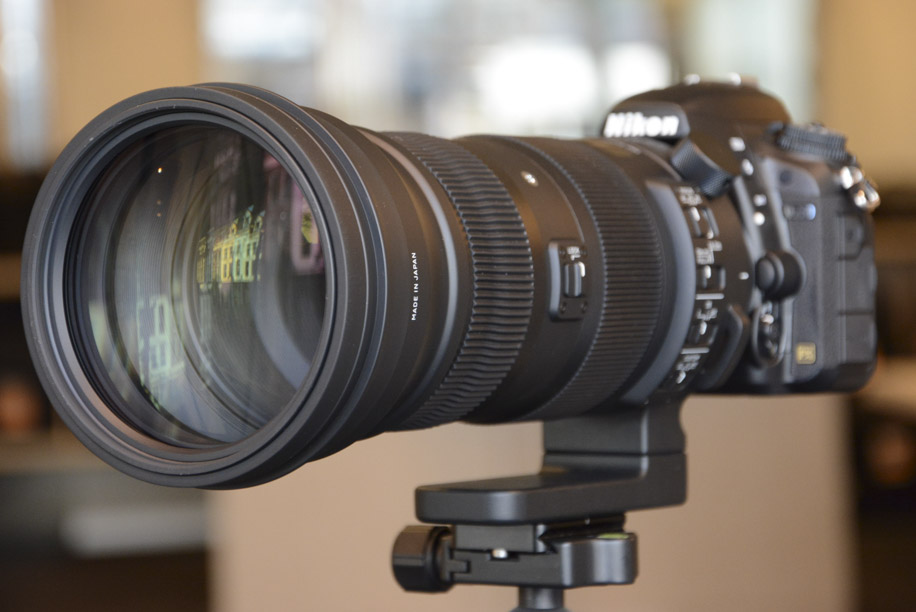 Nikon Superzoom Lens with P1000