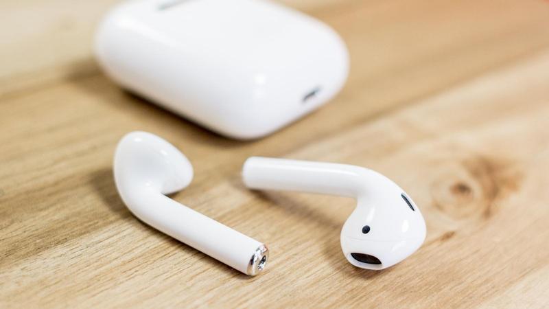 Apple's AirPods 2