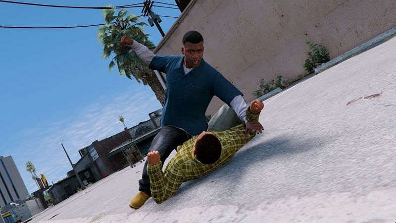 how to dodge a punch in gta