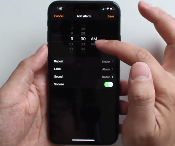How to Set Up Alarm in iPhone X?