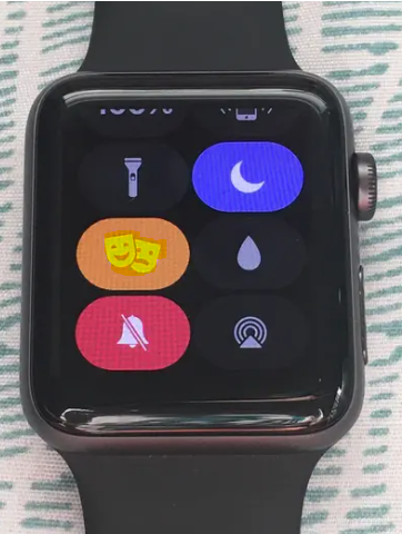 How to Silence Your Apple Watch