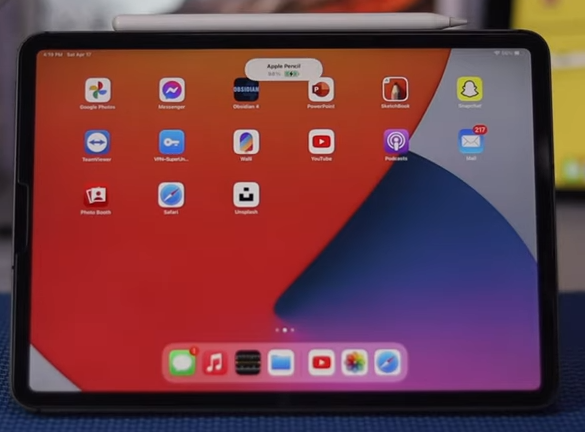 How to Take a Screenshot on iPad Using an Apple Pencil 