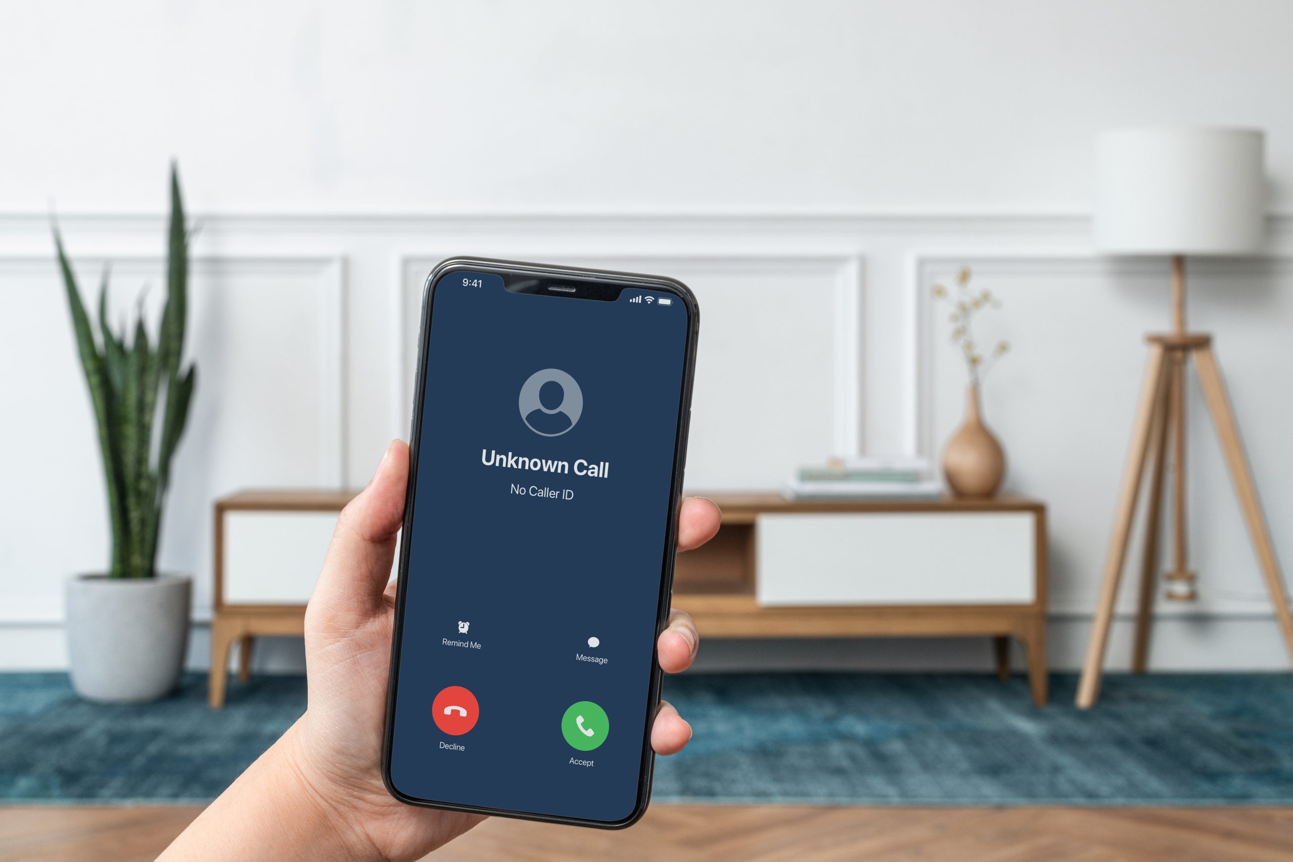 How to Deal with Scam Calling and Robocalling to Protect Your Privacy